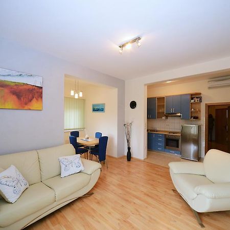 Apartman Cule Palit Room photo